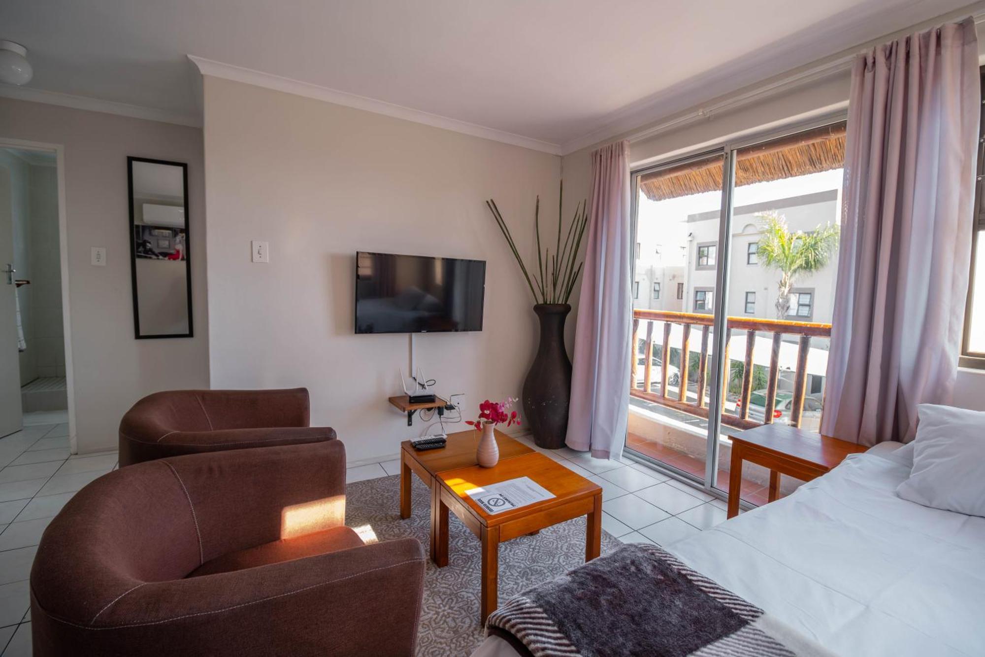 Broadway Self Catering Apartments Дурбанвиль Экстерьер фото